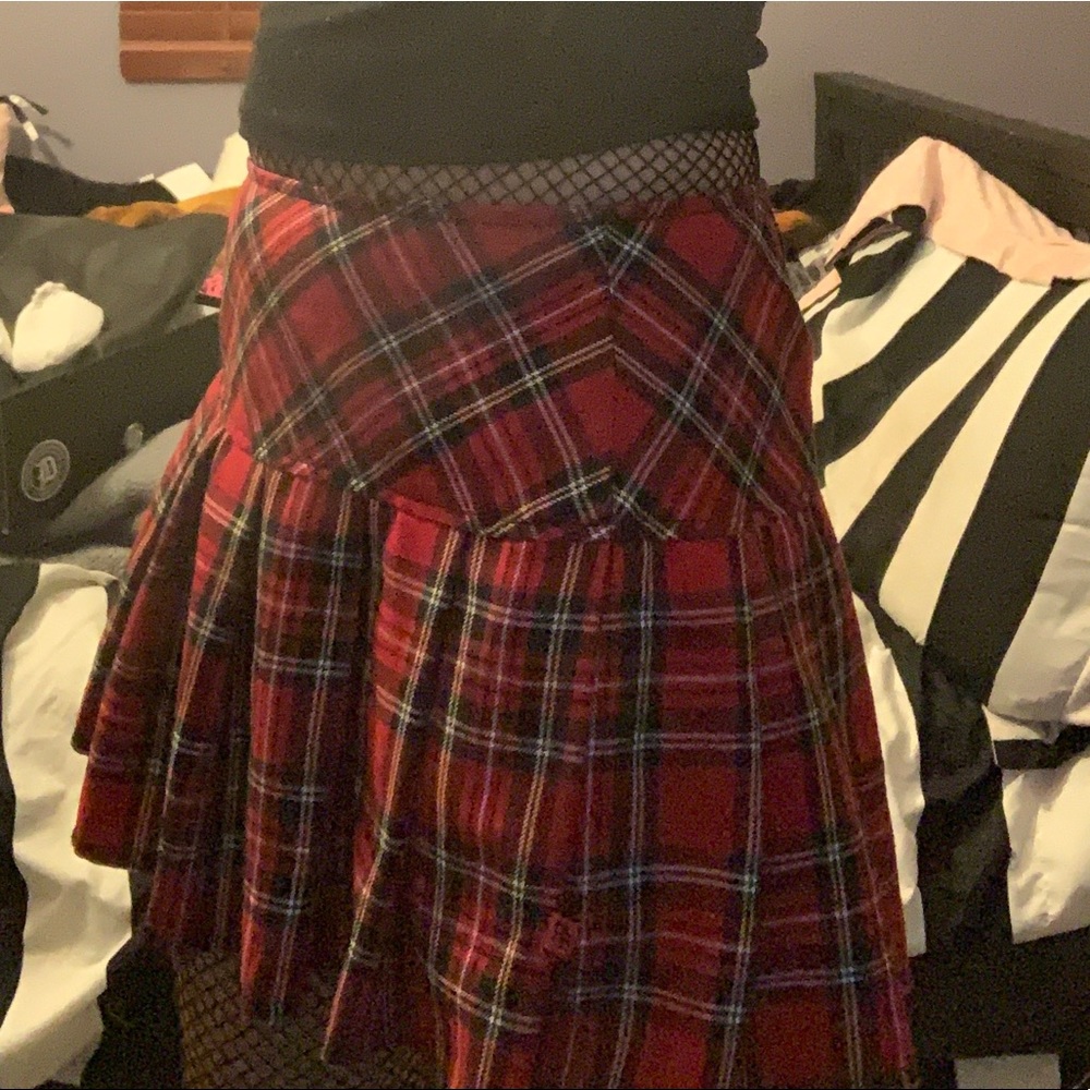 Royal bones skirt